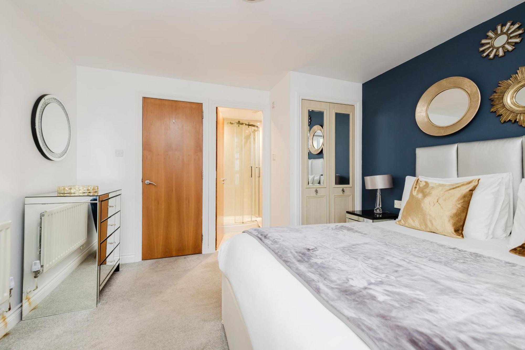 Joivy Stylish Apartment With Balcony In Old Town Единбург Екстериор снимка